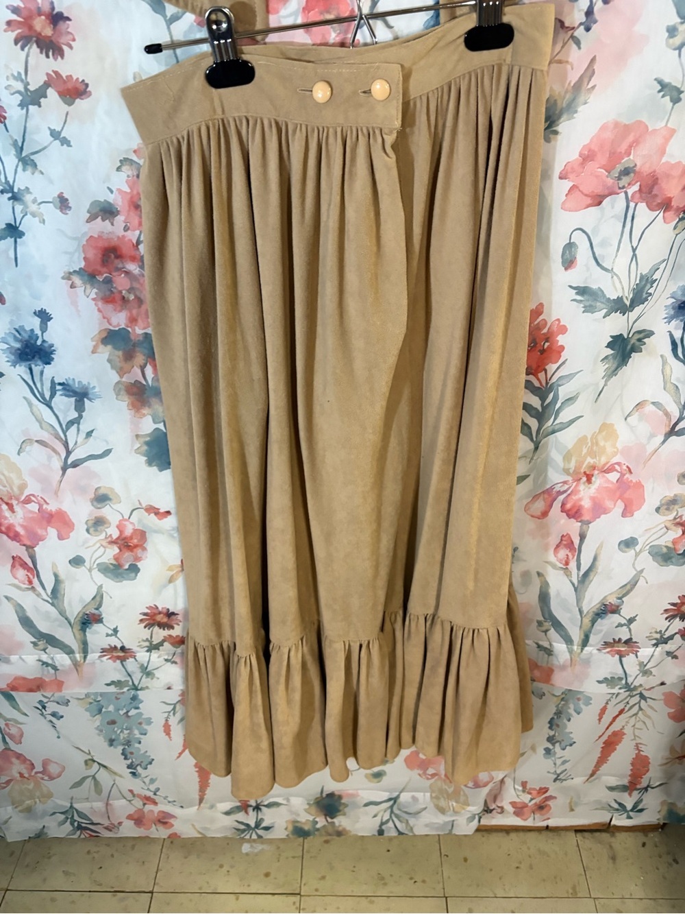 Vintage Beige Two-Piece Suede-Look Vest & Skirt Set - Picture 6 of 12